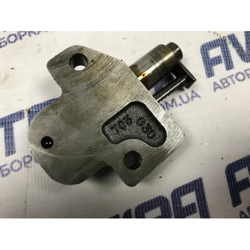 Натягувач ланцюга ГРМ Volvo V50 1.8 16V 2004-2010 30757387